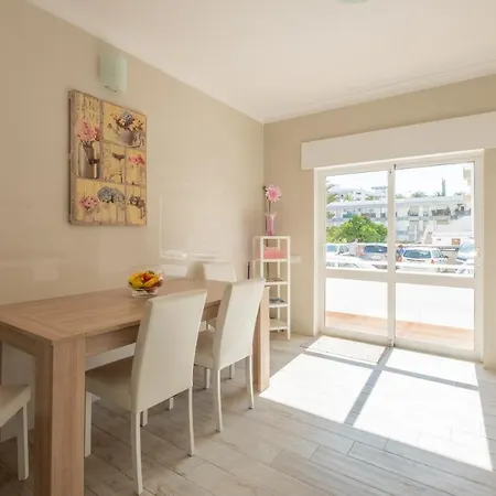 Appartamento Local Living 93 By Destination Algarve Lagos